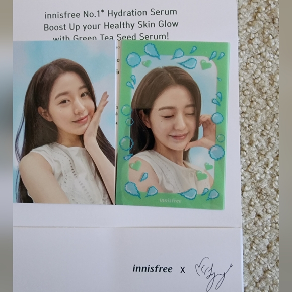 Innisfree WonYoung photo set - Picture 2 of 4